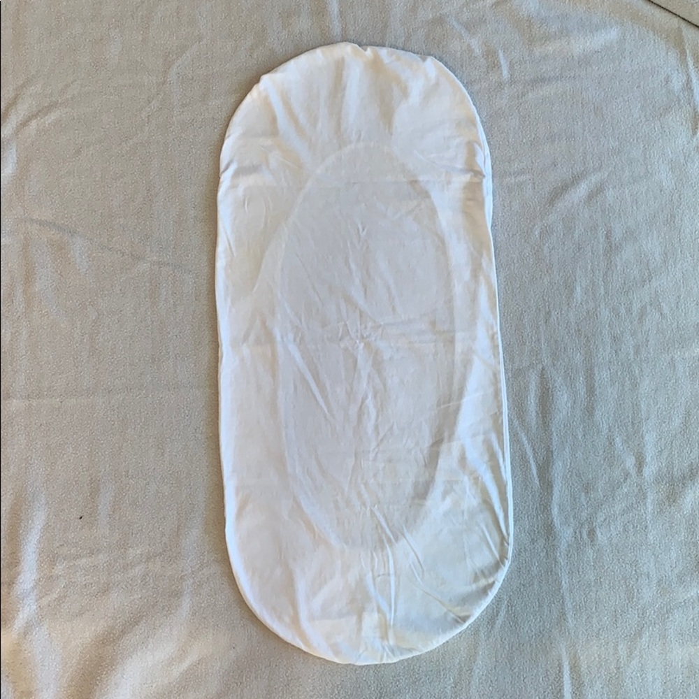 Like New Snoo Fitted Sheet